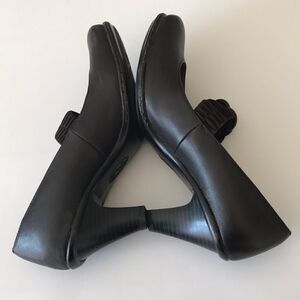 Euro Soft Brown Heels